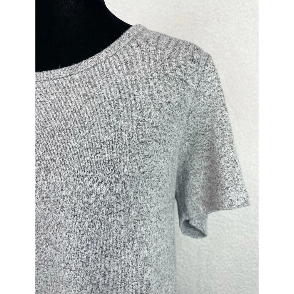 THREE DOTS • Grey Marled Casual Crewneck Short Sleeve Tee, M - Picture 3 of 12